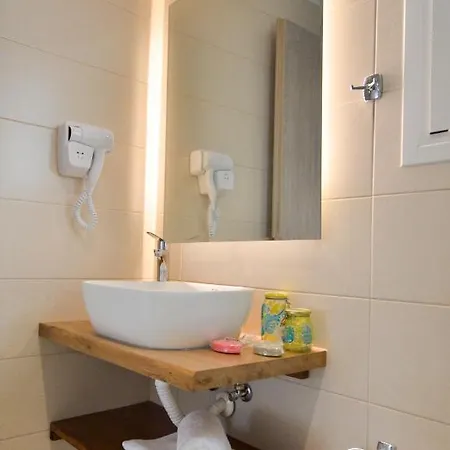 Meltemi Апарт-отель