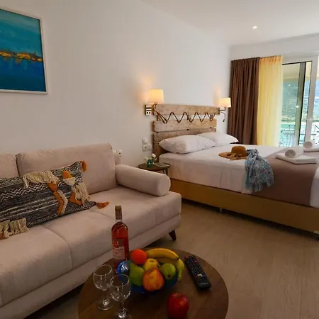 Meltemi Hotel apartamentowy *