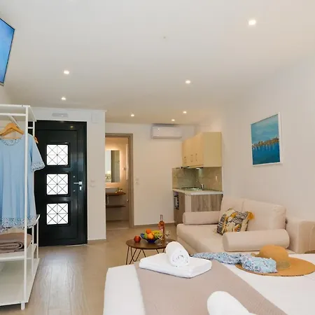 Meltemi Апарт-отель